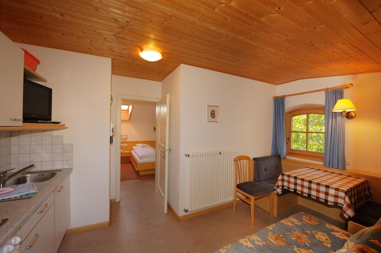 Unterdornerhof Aparthotel Lagundo Eksteriør bilde