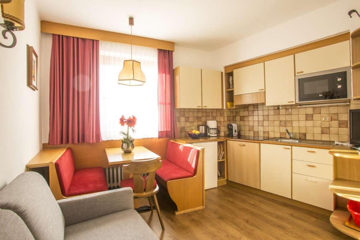 Unterdornerhof Aparthotel Lagundo Eksteriør bilde